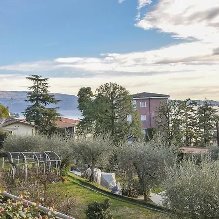 Appartement Two-bedroom In Salò
